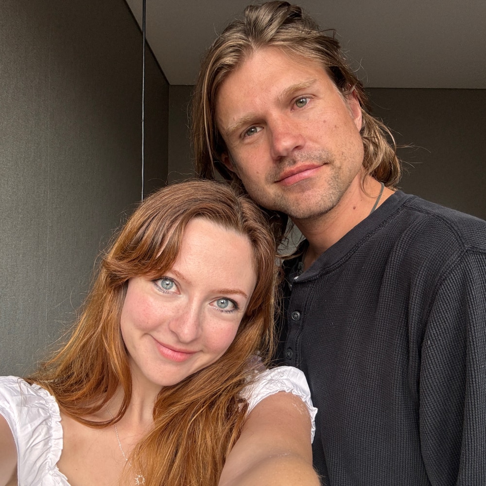 Diana and Damien, real couple and creators of AI-free adult content.
